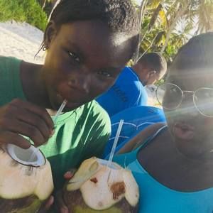 Meet your Posher, Tyra